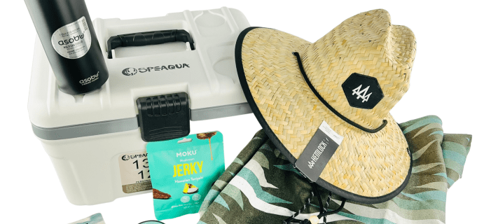 Nomadik Quarterly Subscription Box Review: Keep Cool and Adventure On!