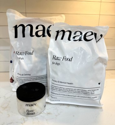 Maev Raw Food & Bone Broth Topper Review: A Frozen Feast for Our Furry Friends!