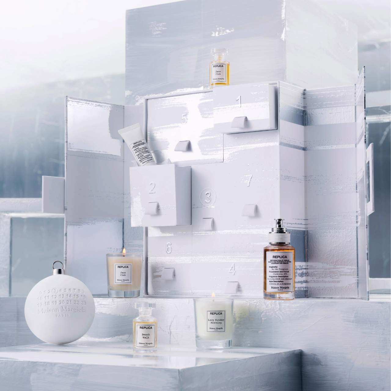 Maison Margiela アドベントカレンダー2024年 2024 Maison Margiela Advent Calendar: 7 Iconic Products