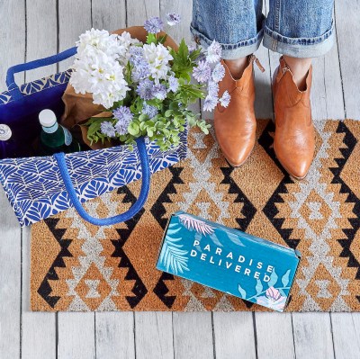 Paradise Delivered Coupon: 40% Off First Box of Vacation Inspired Box!